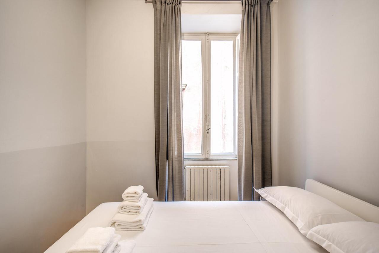 Family Room In Via Del Corso Central Roma Exterior foto
